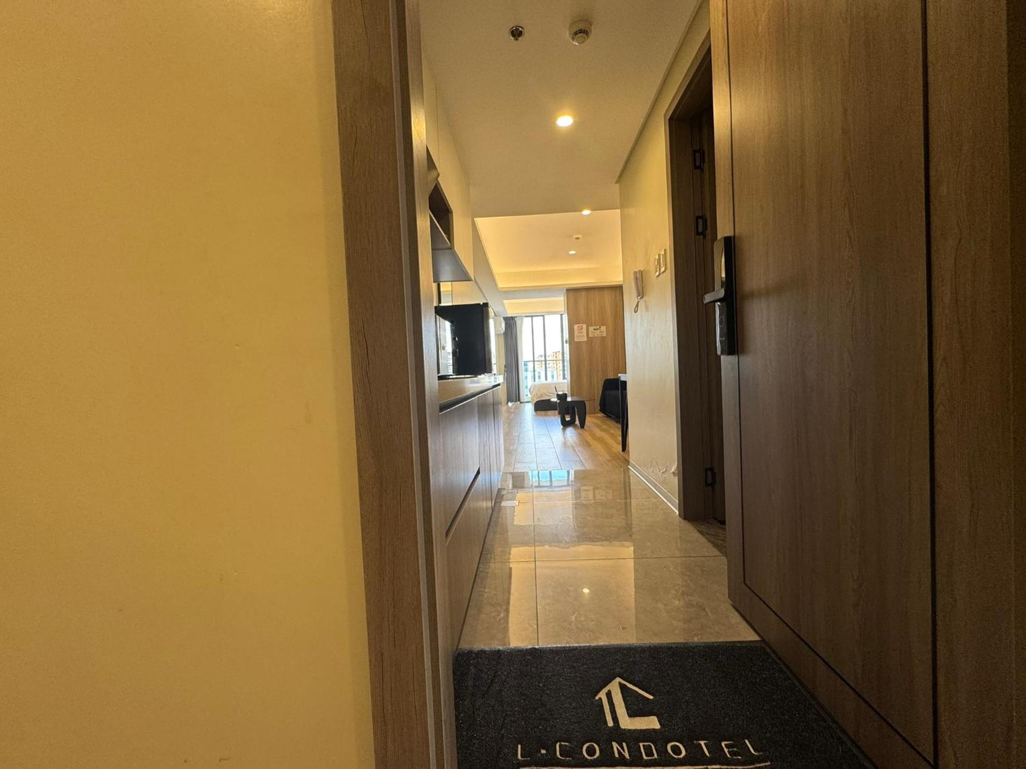 Hotel Lcondotel Premium Pitx 4*